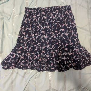 Loft Outlet Pink Floral Navy Mini Skirt Size Small